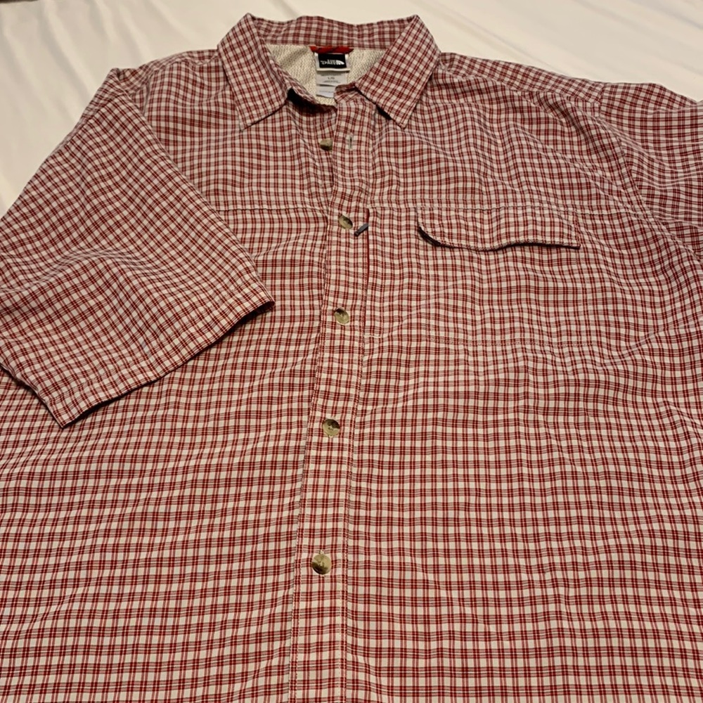 The North Face | Fishing Short Sleeve Button Down | Large
